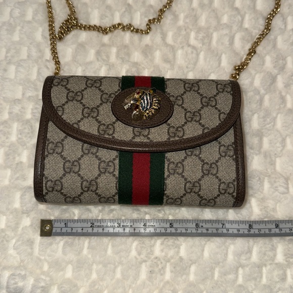 Gucci Rajah GG Supreme Small Crossbody-573797-Authentic-EUC - Picture 8 of 12